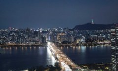 通过扩内AI公用数据核心等根本设备